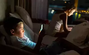 Reduced Screen Time Can Boost Your Kid's Mental Health Significantly In 15 Days