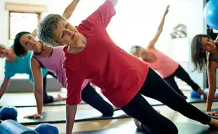 Is Weight Bearing Exercise Safe For Your Ageing Bones? Here’s What Expert Says