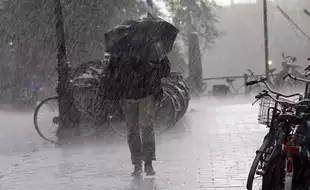 Got Drenched In Rain? Health Risks You Need To Be Aware Of