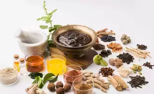 Study Reveals Popular Herbal Supplements Which Are Linked To Potential Liver Risk