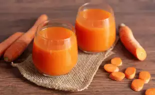 5 Reasons Why You Should Start Your Day With Carrot Juice